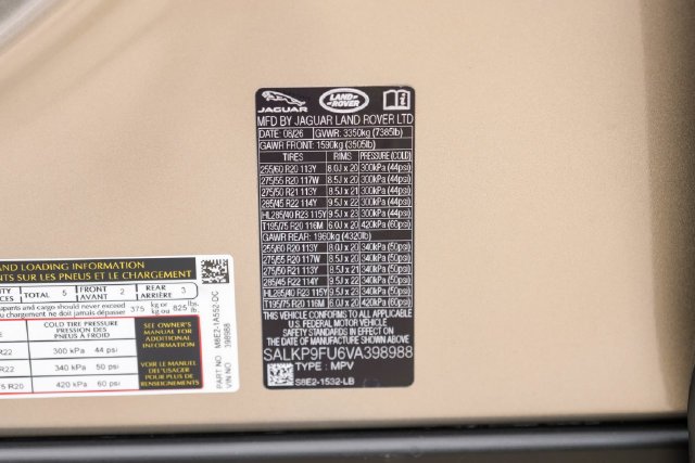 New 2027 Gold Land Rover SE image 79