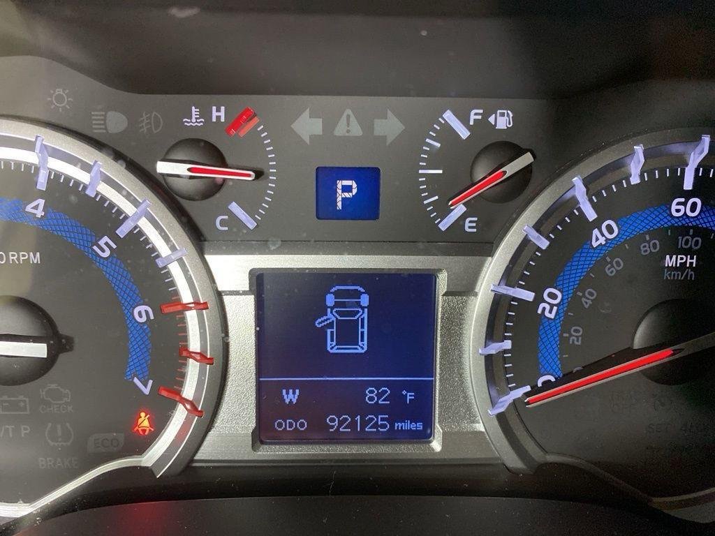 Used 2016 Midnight Black Metallic Toyota Limited image 3
