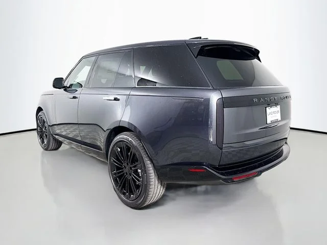 New 2026 Carpathian Grey Land Rover SE image 7