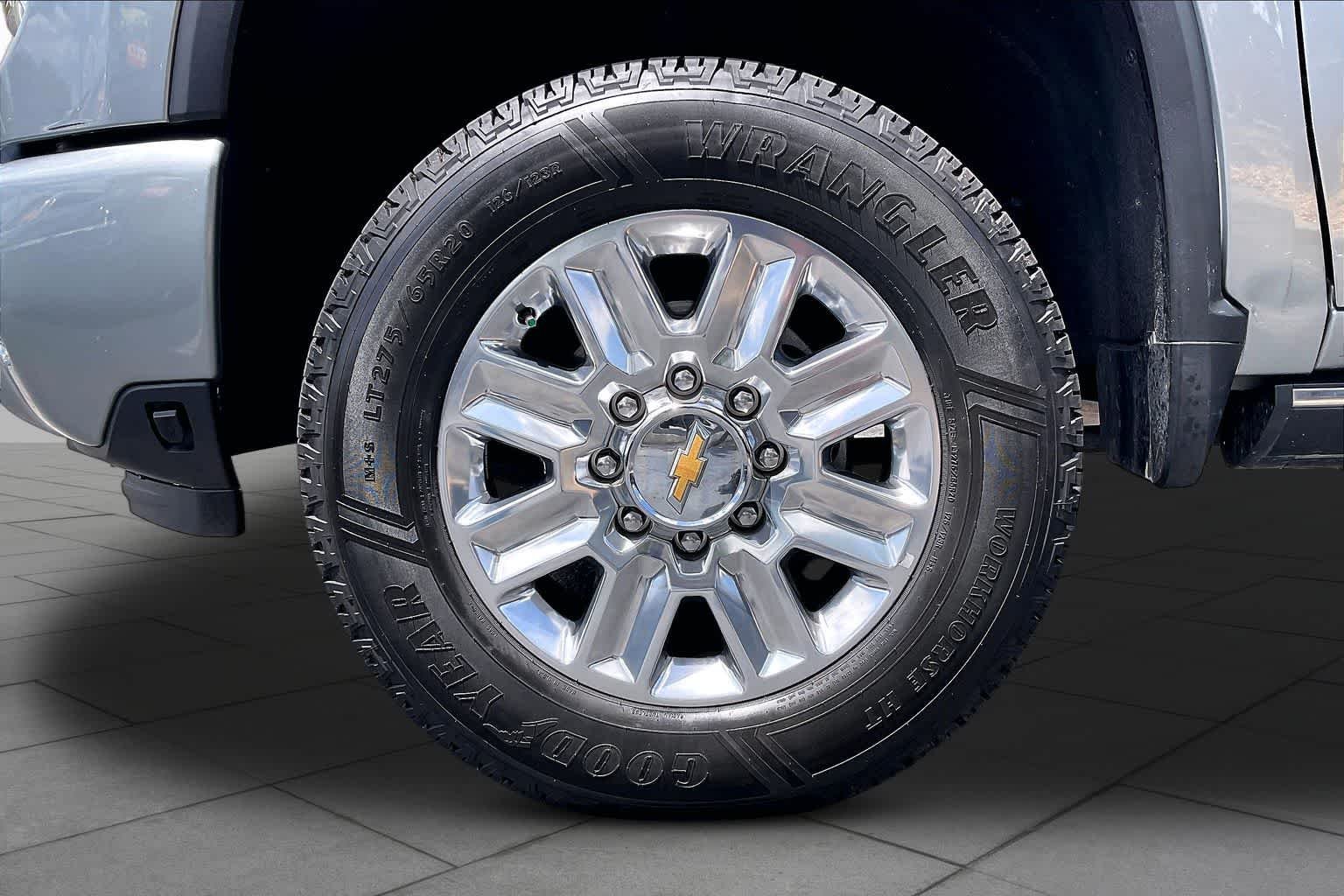 2025 Chevrolet Silverado 2500HD High Country - Photo 10