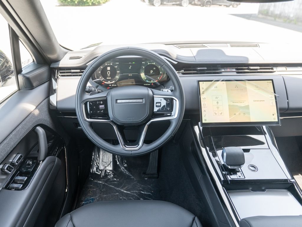 New 2026 Fuji White Land Rover SE image 12