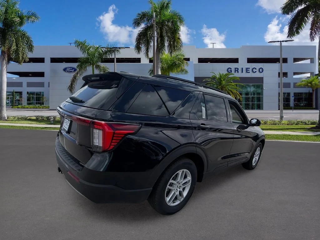 New 2026 Agate Black Metallic Ford Active image 7