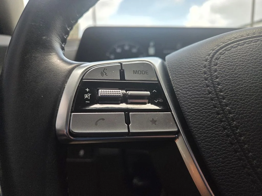 Used 2025 Black Kia SX image 12