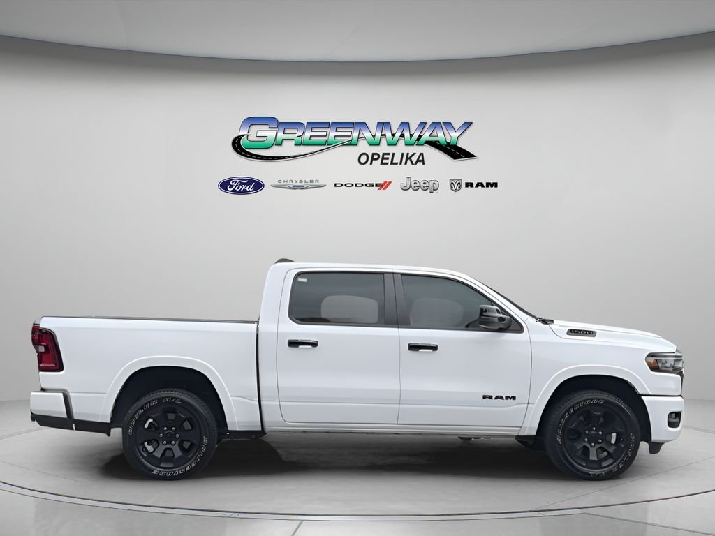 Used 2025 White Ram Big Horn/Lone Star image 8