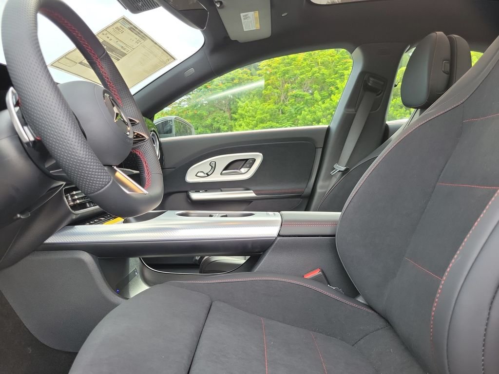New 2027 Polar White Mercedes-Benz CLA 220 image 19