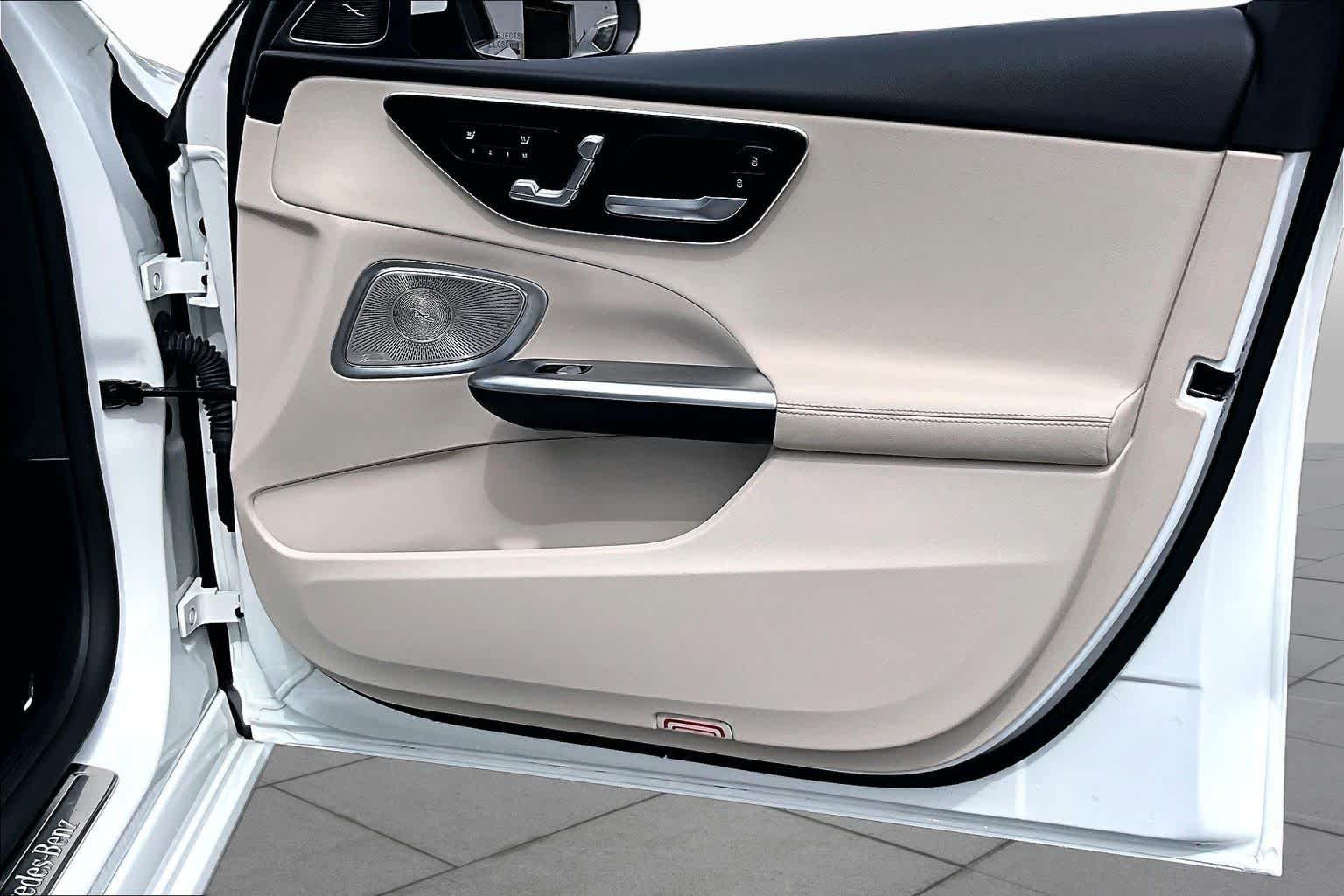 Used 2024 Polar White Mercedes-Benz C 300 image 22