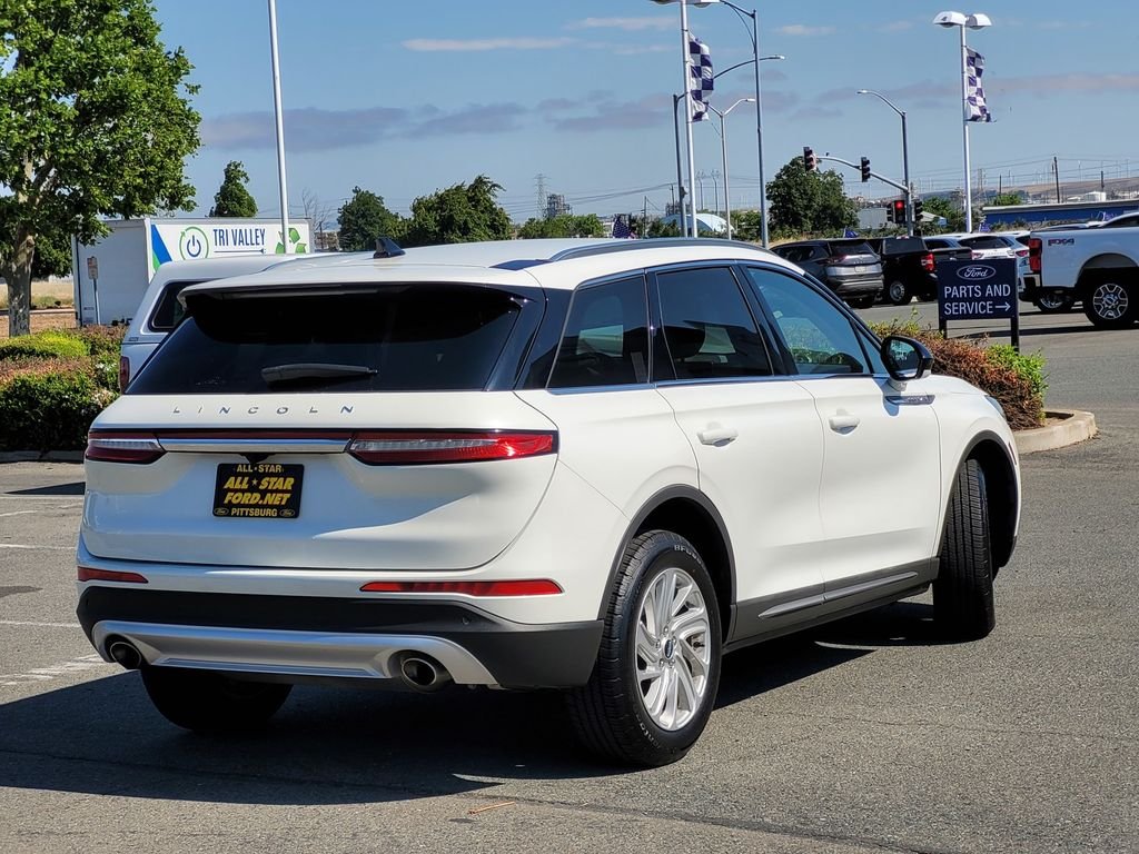 Used 2020 White Lincoln Standard image 4