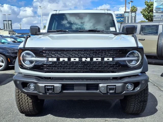 New 2026 Avalanche Ford Badlands image 2
