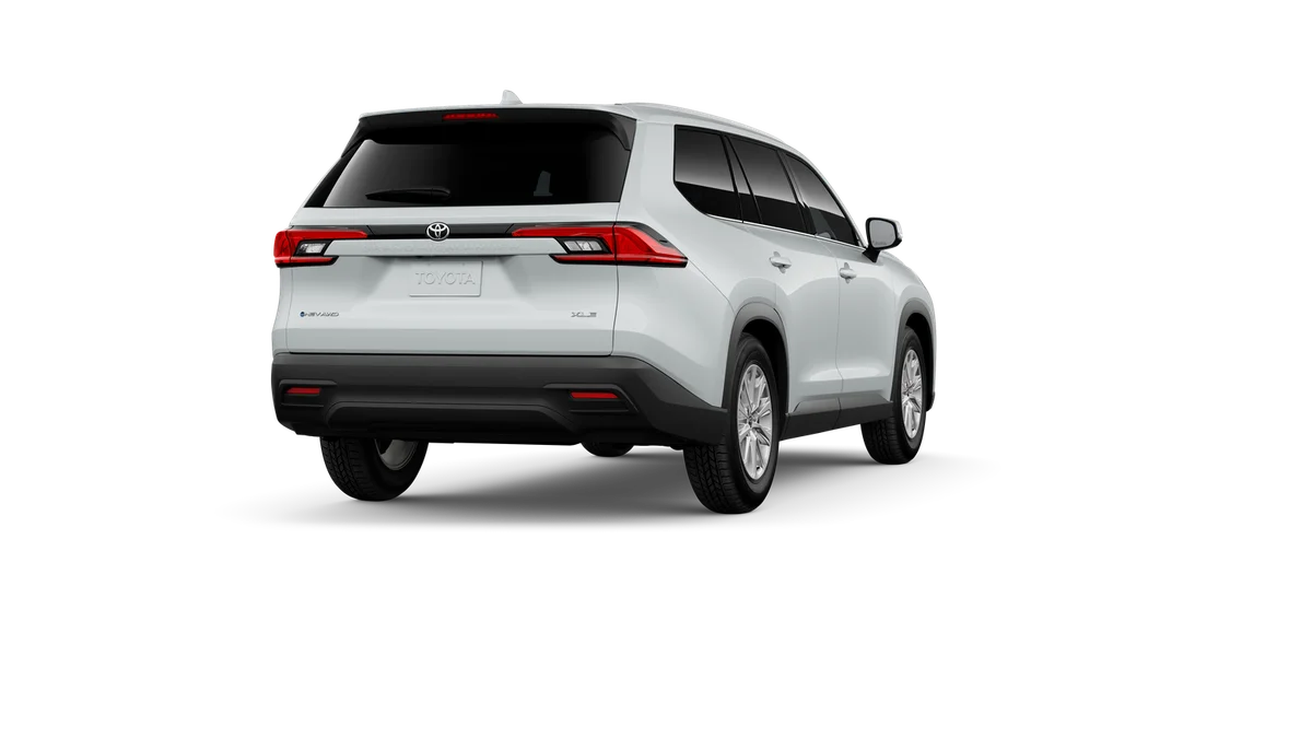 New 2026 Wind Chill Pearl Toyota Hybrid XLE image 9