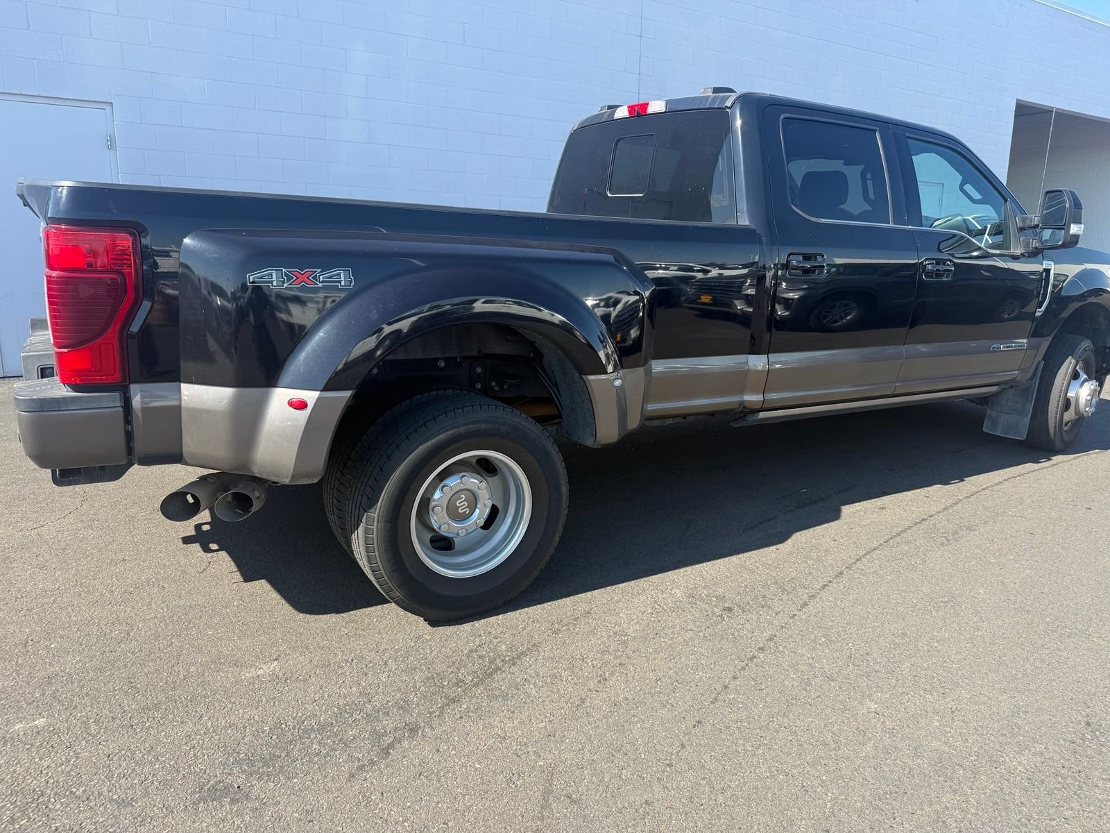 Used 2022 Black Ford King Ranch image 5