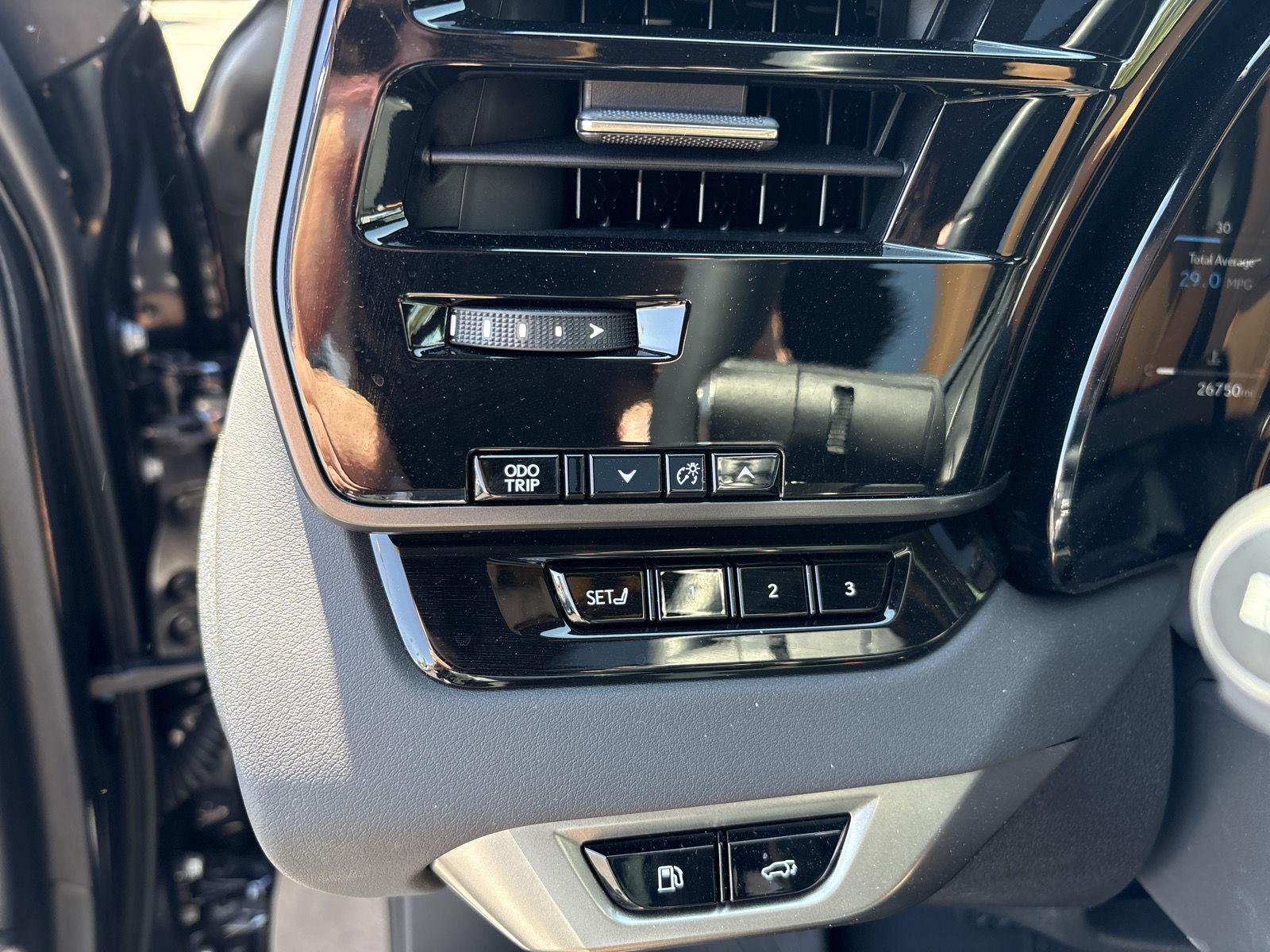 Used 2025 Nightfall Mica Lexus Premium image 7
