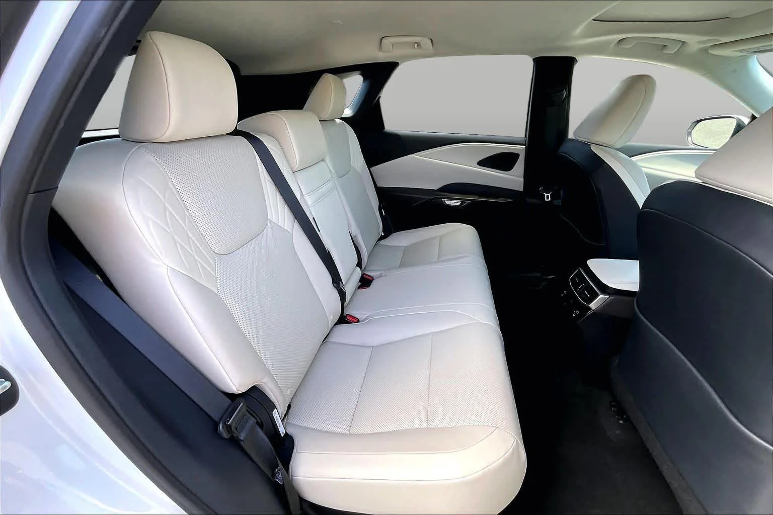 Certified Used 2023 Eminent White Pearl Lexus Premium image 19