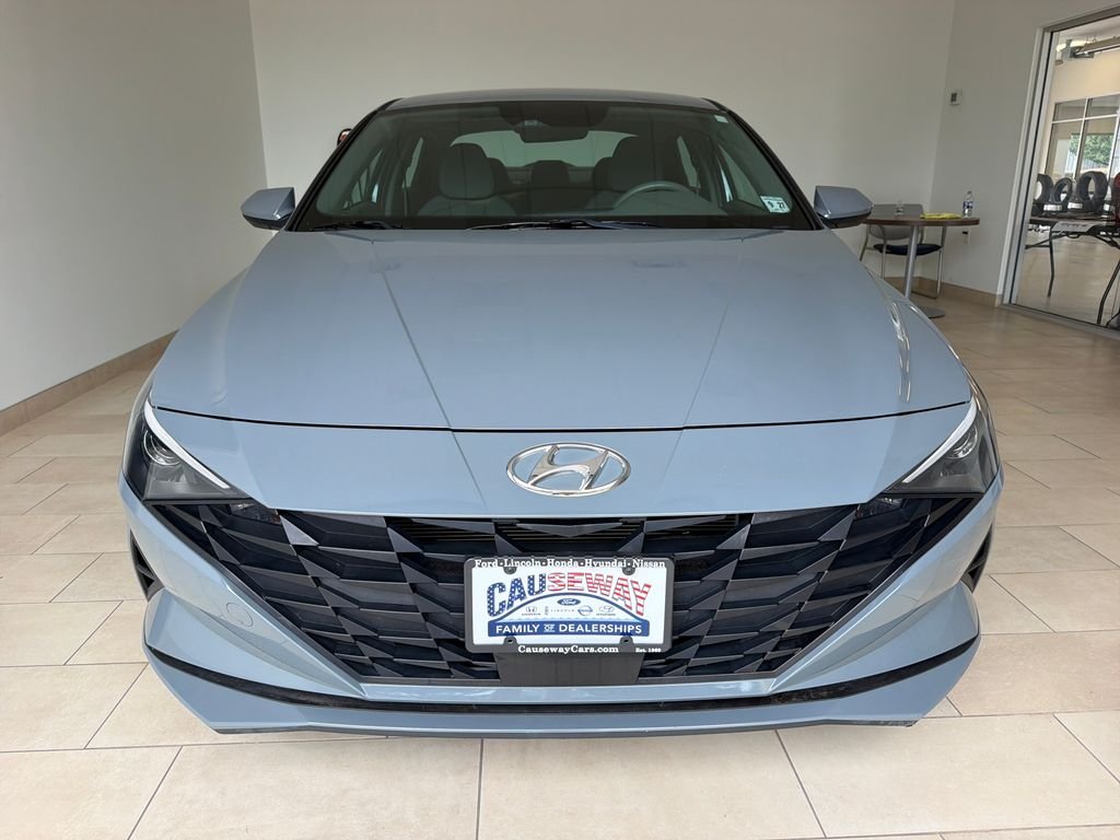 Certified Used 2023 Gray Hyundai SEL image 3