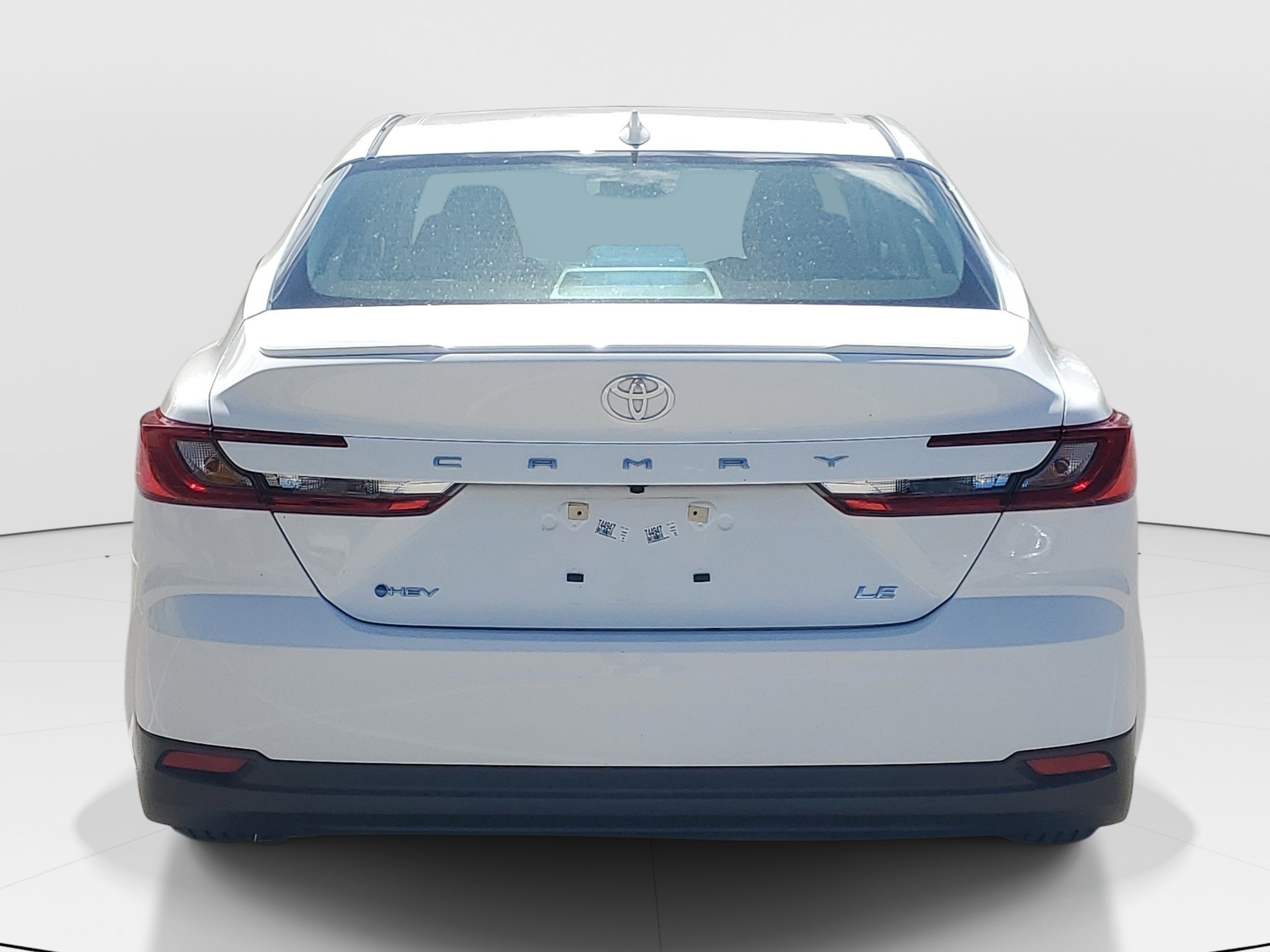 Used 2025 Ice Toyota LE image 4