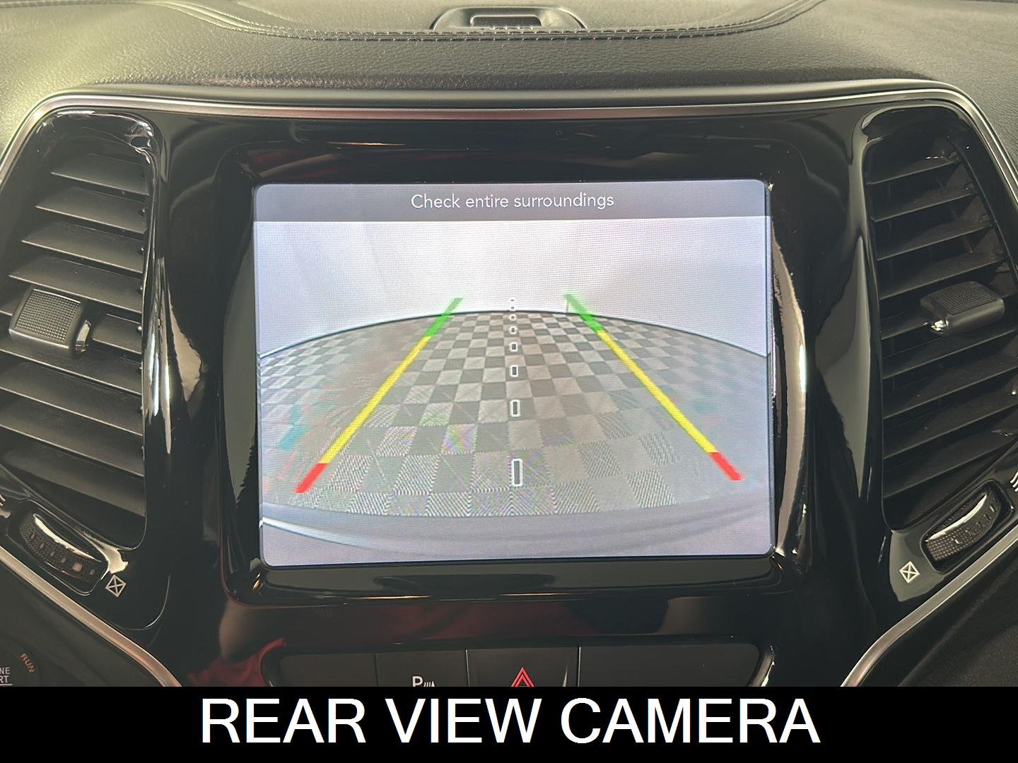 Used 2019 Diamond Black Crystal Pearlcoat Jeep Limited image 7