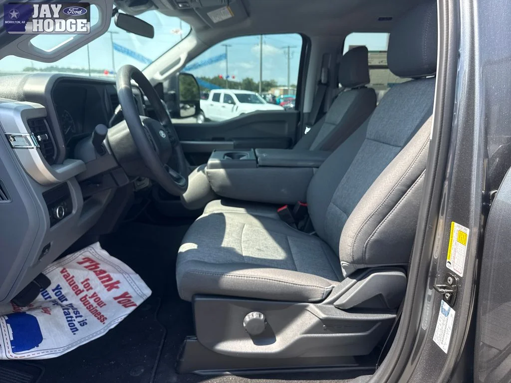 2026 Ford F-350 Super Duty XL - Photo 11