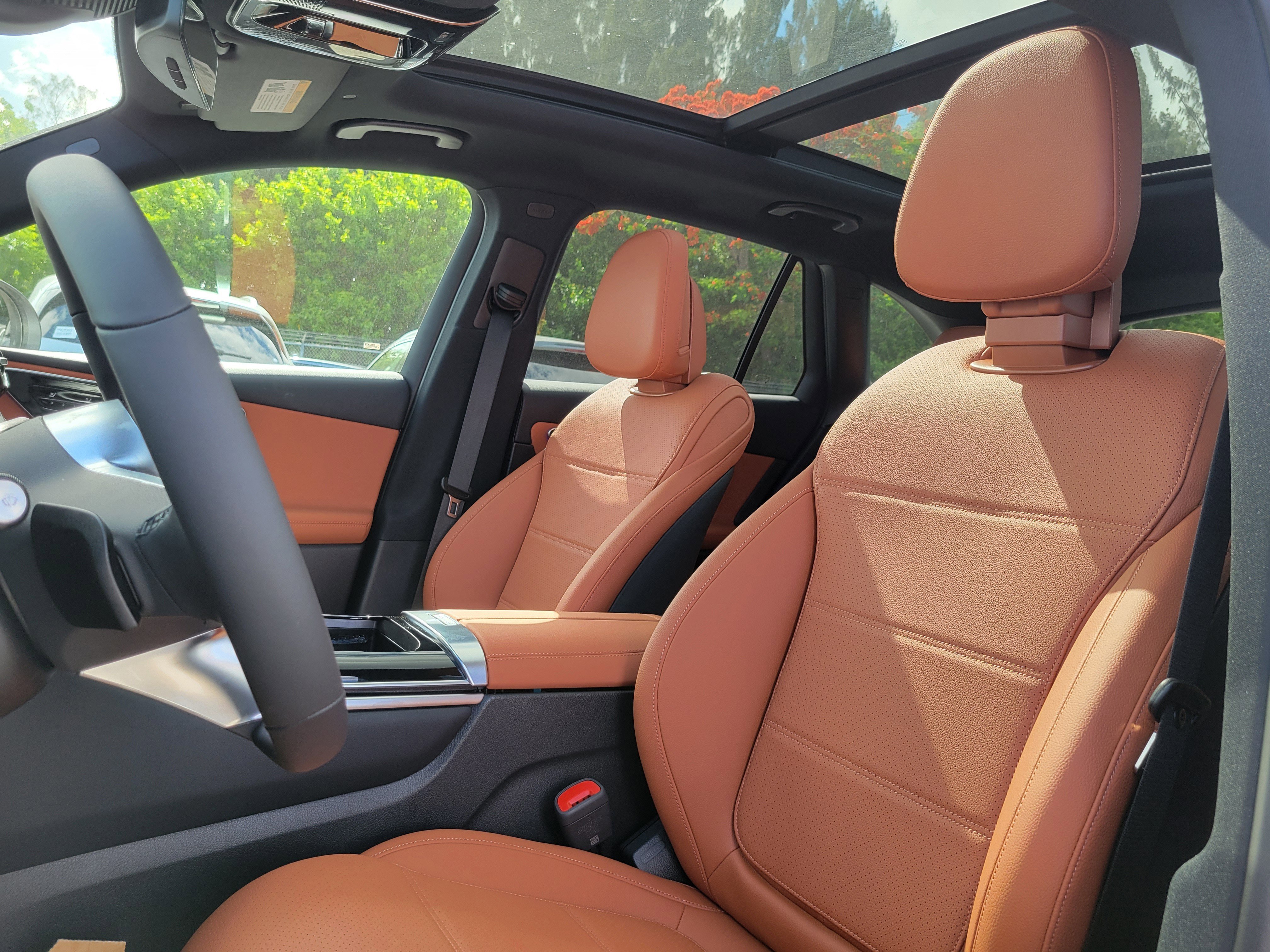 New 2026 Cirrus Silver Metallic Mercedes-Benz GLC 300 image 42
