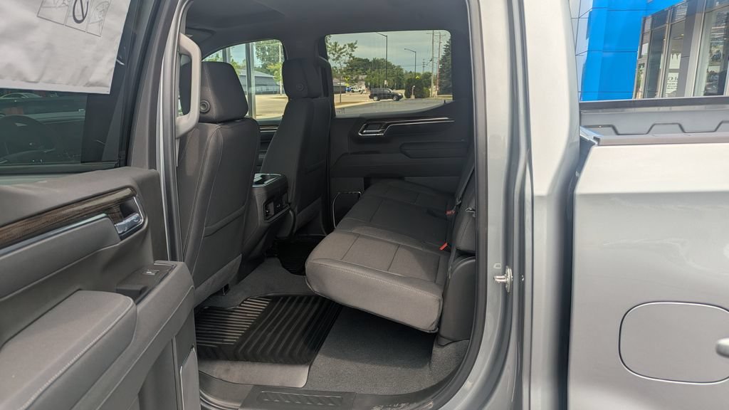 2026 Chevrolet Silverado 1500 RST - Photo 10