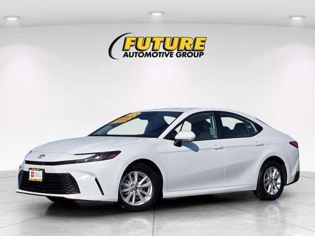 Used 2025 White Toyota LE image 3