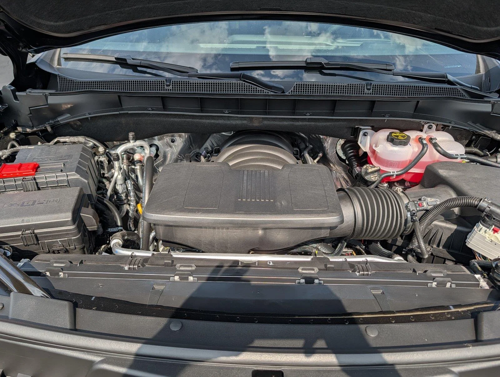 New 2026 Glacier White Tricoat GMC Denali image 39