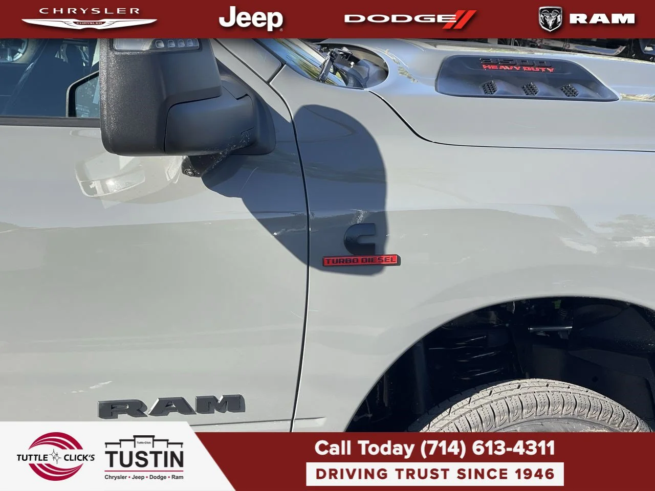 New 2027 Ceramic Gray Clear-Coat Exterior Paint RAM Laramie image 14