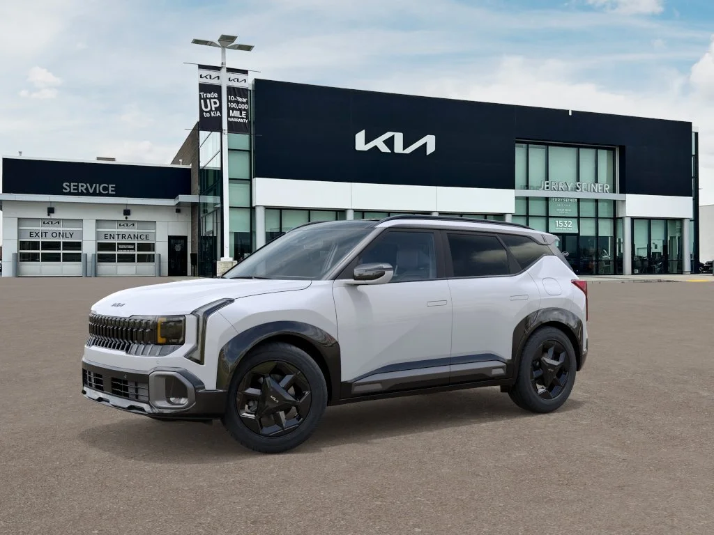 New 2027 Snow White Pearl Kia X-Line S image 3