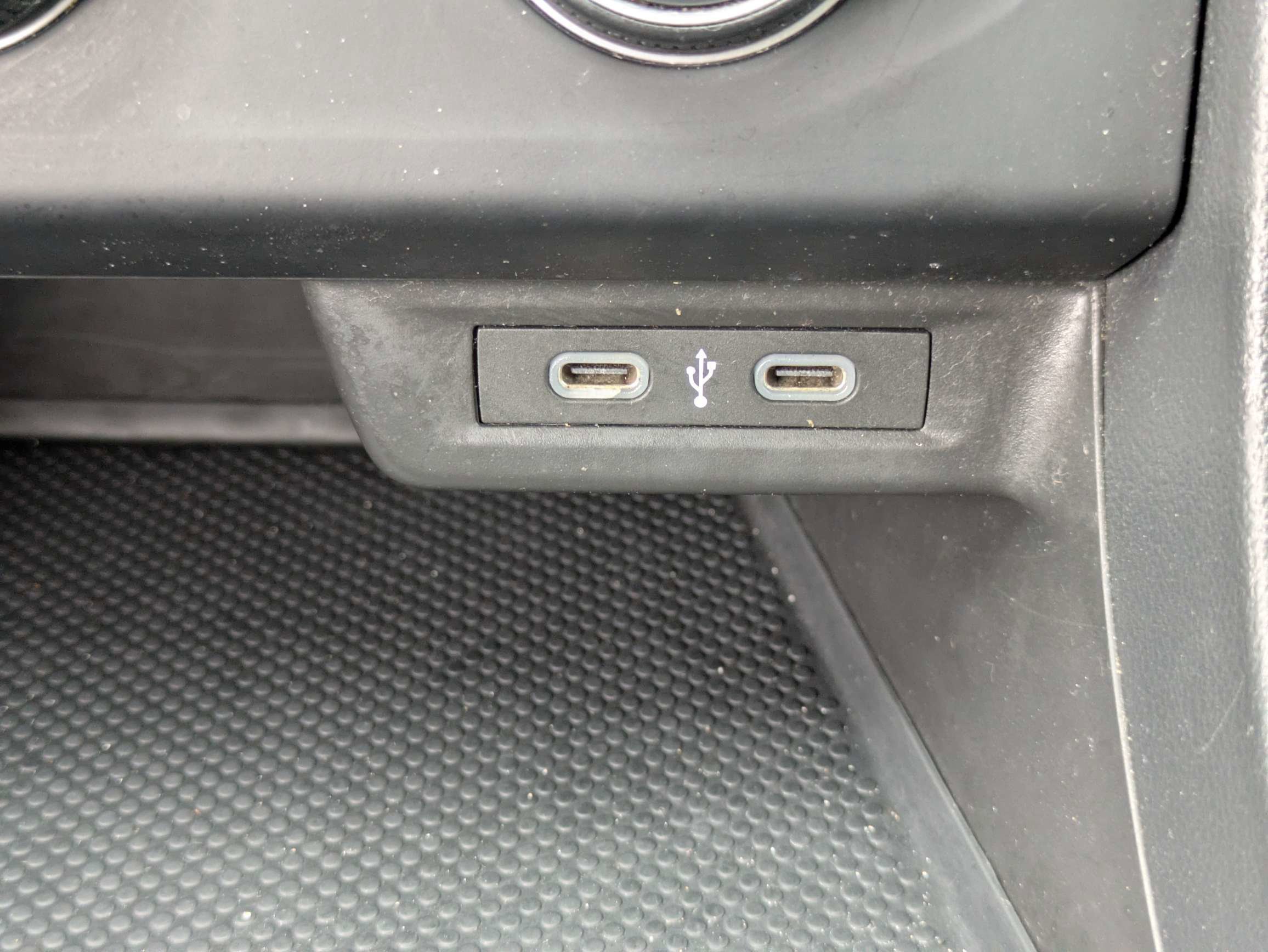 Used 2024  Volkswagen 1.5T S image 18