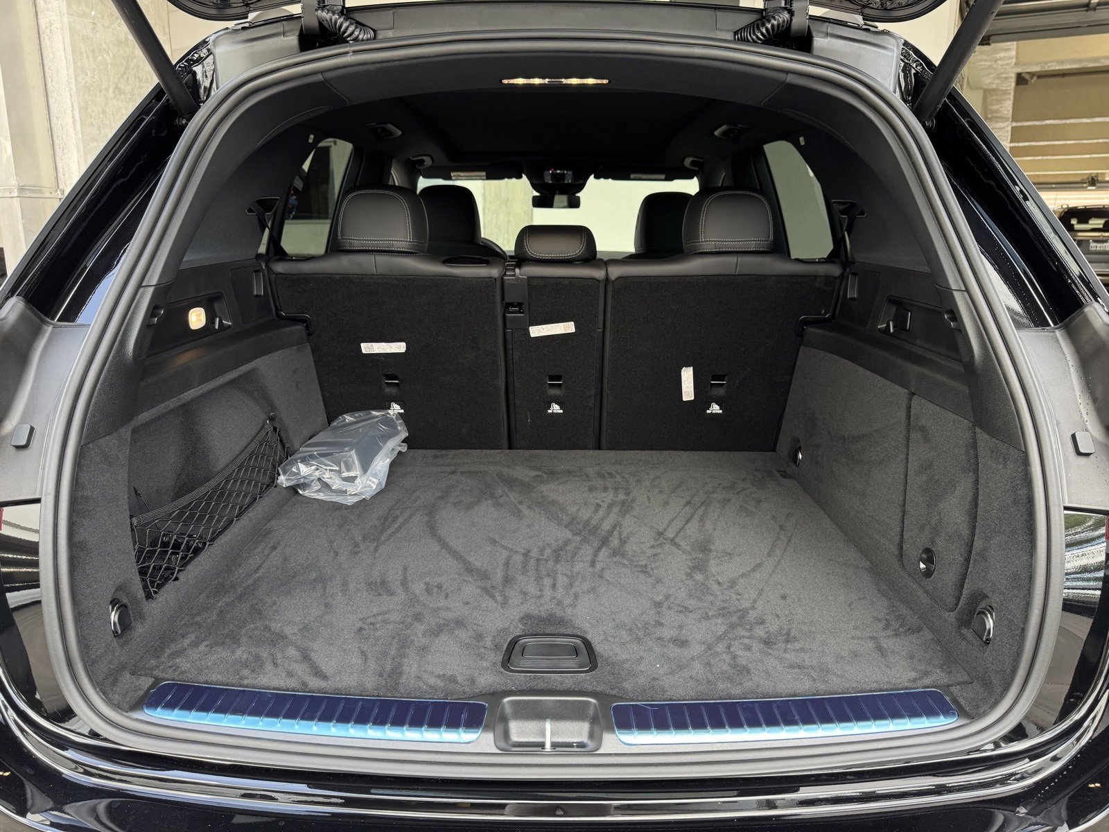 New 2026 Obsidian Black Metallic Mercedes-Benz GLE 350 image 45
