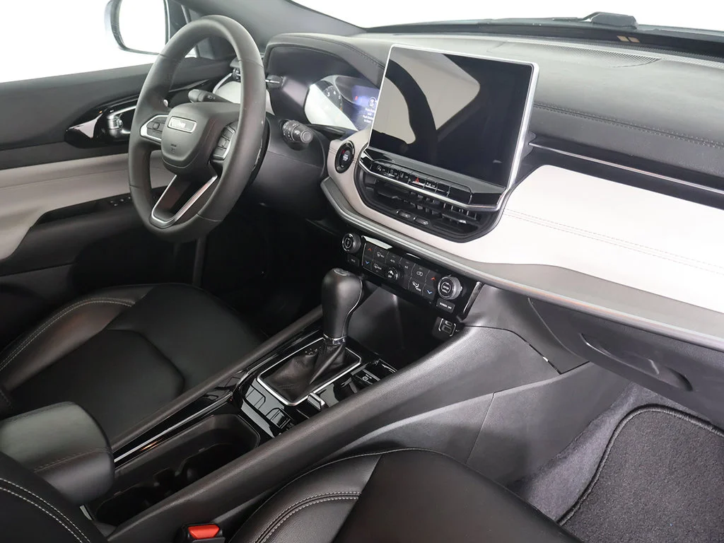 Used 2026 White Jeep Limited image 29