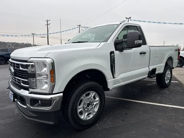 New 2026 White Ford XLT image 7