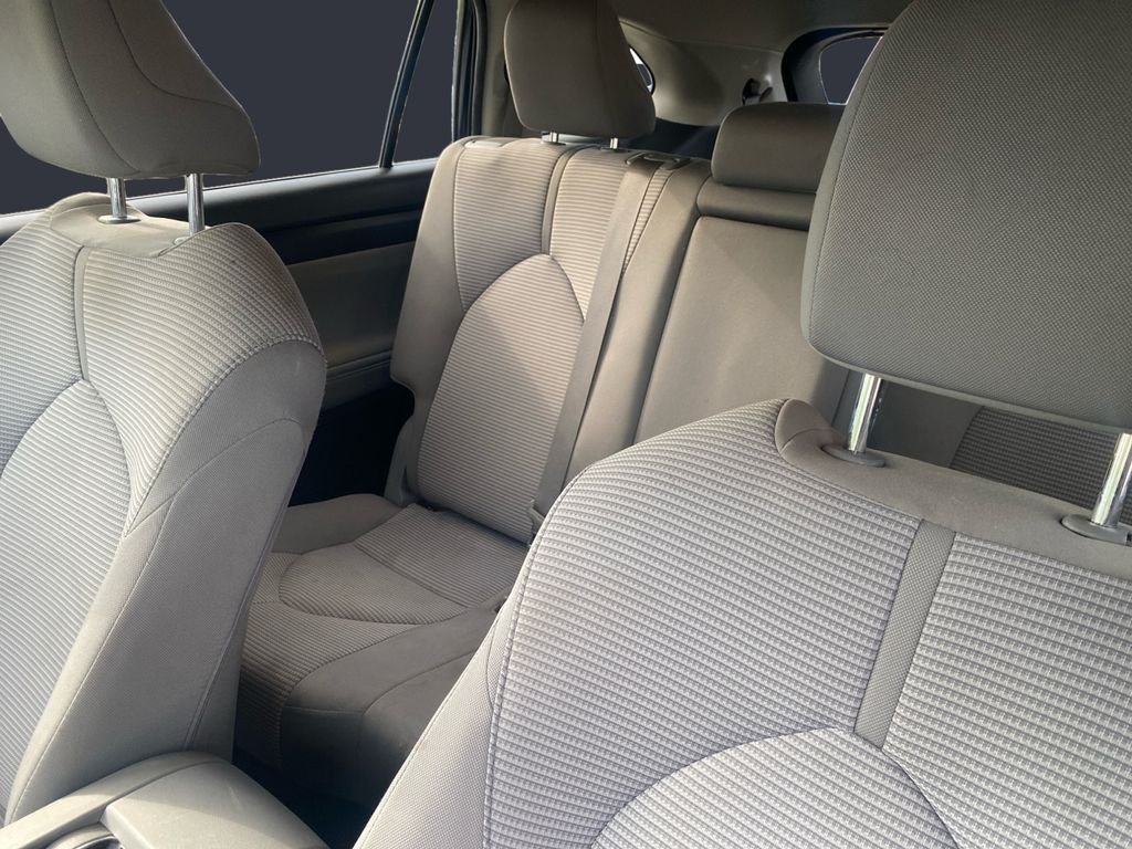 Used 2020 Blueprint Toyota LE image 13