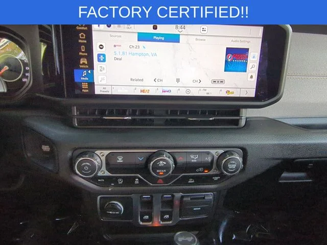 Used 2025 White Jeep Sport image 21