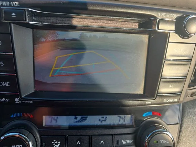 Used 2018 Black Toyota XLE image 23