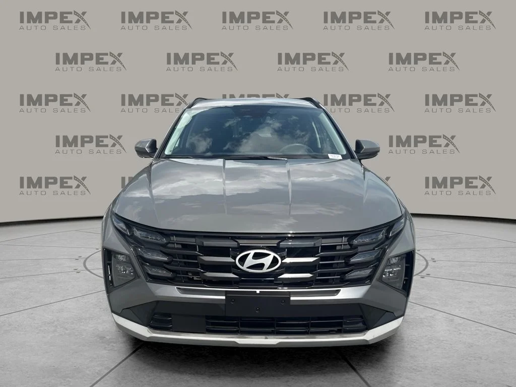 Used 2025 Gray Hyundai SEL image 8