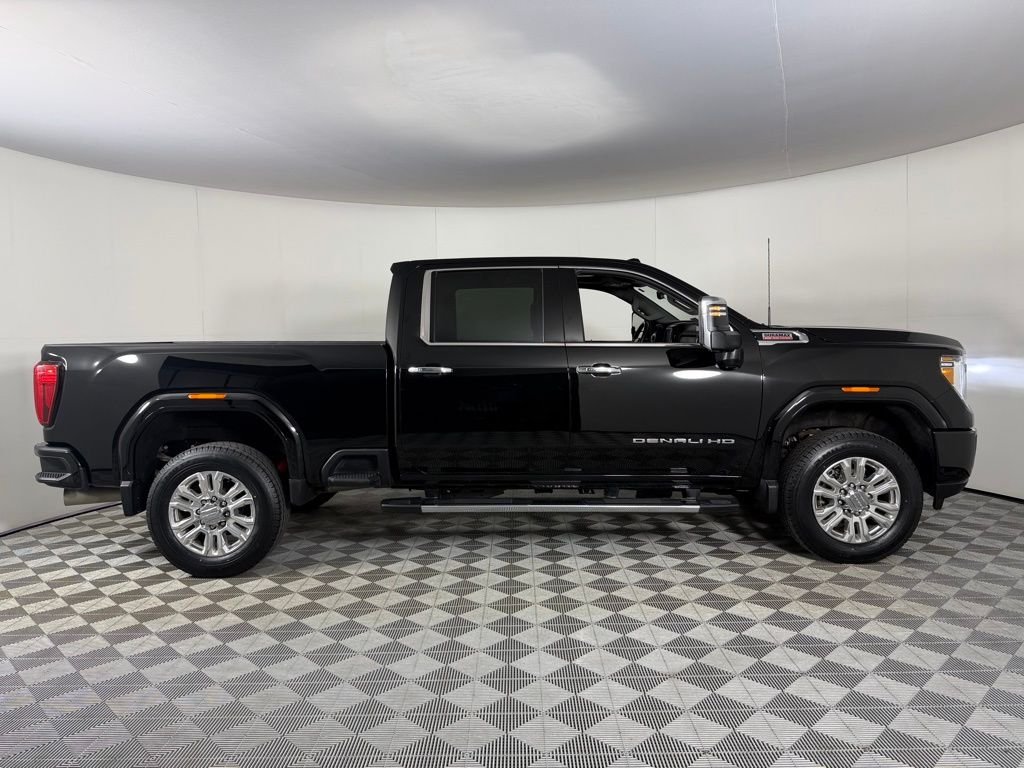 Used 2023 Black GMC Denali image 6