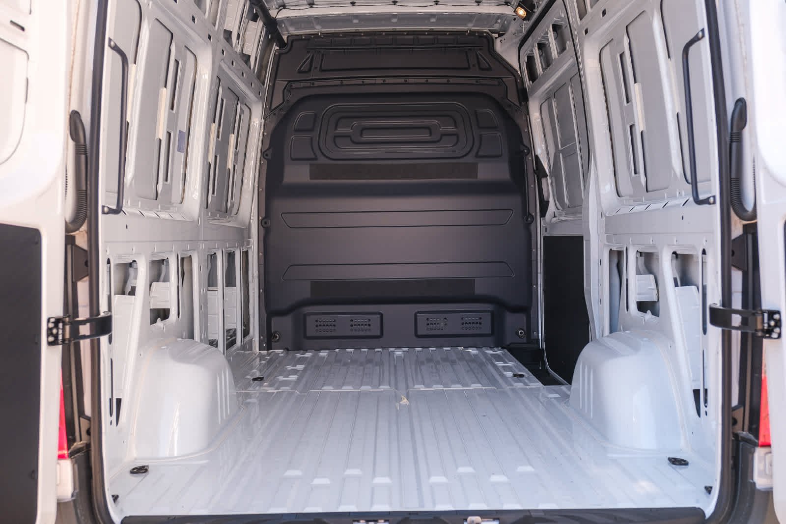 New 2025 Arctic+White Mercedes-Benz Cargo 144 WB  RWD 2.0L 4-Cylinder image 26