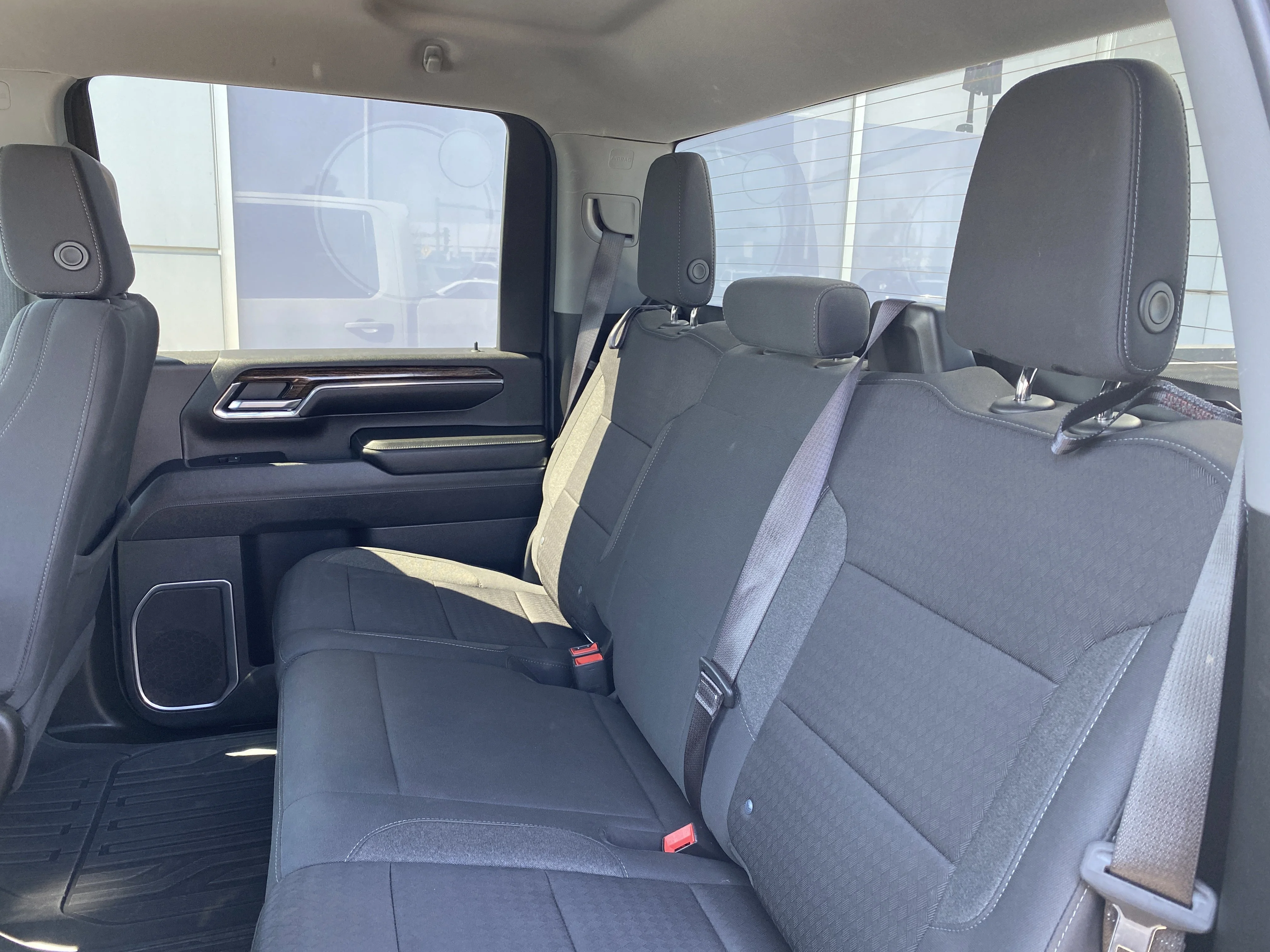 Used 2024 White GMC Crew Cab SLE image 19