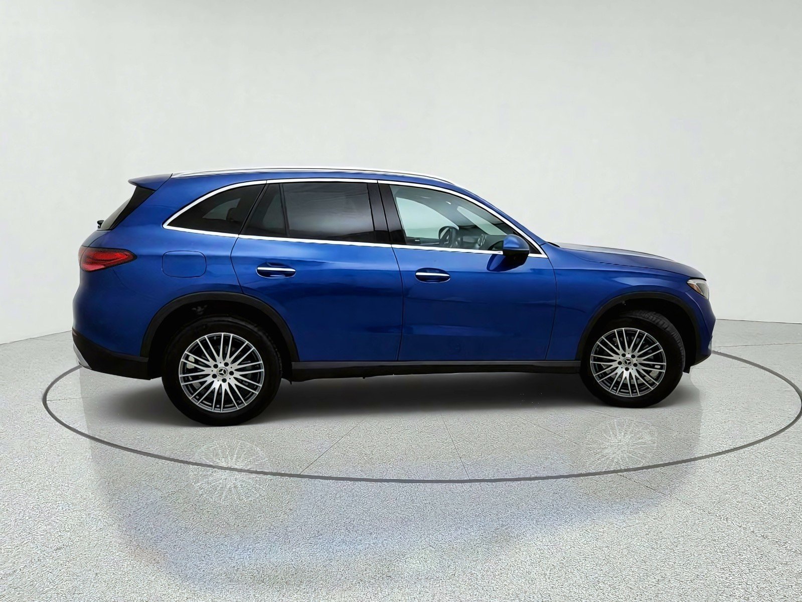Certified Used 2026 Starling Blue Metallic Mercedes-Benz GLC 300 image 7