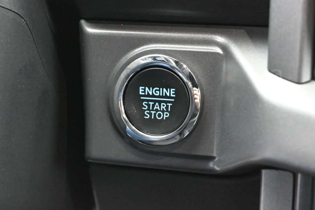 New 2026 Oxford White Ford XLT image 13