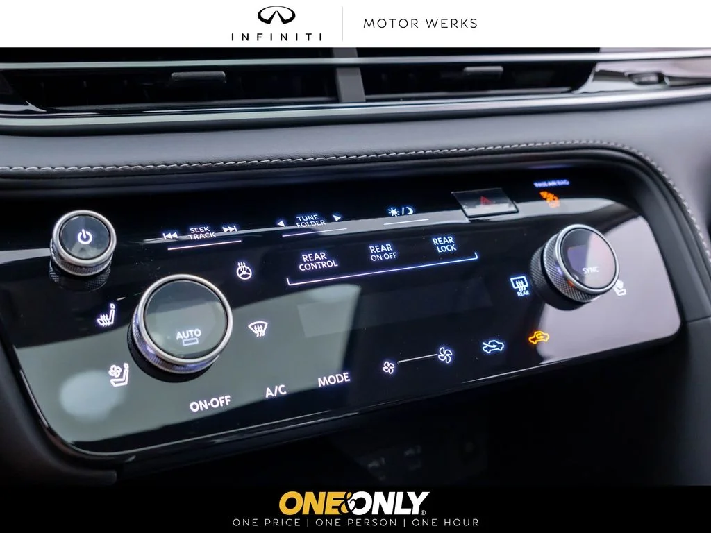 New 2027 MOONBOW BLUE INFINITI Luxe AWD image 24