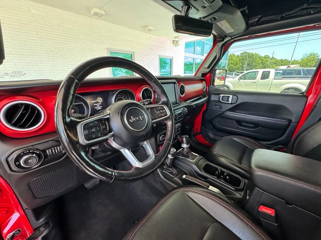 Used 2020 Red Jeep Unlimited Rubicon image 13
