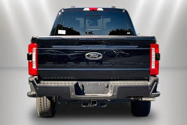 New 2026 Agate Black Metallic Ford F-250® Lariat® image 16