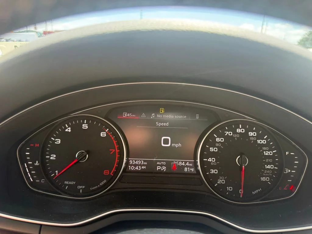 Used 2020 White Audi 40 Premium image 15