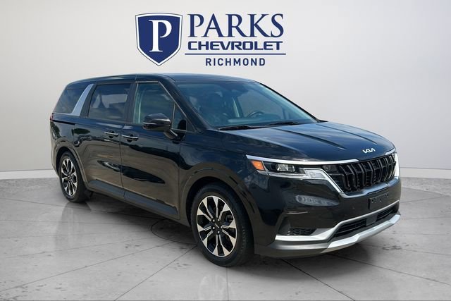 2024 Kia Sedona EX's photo