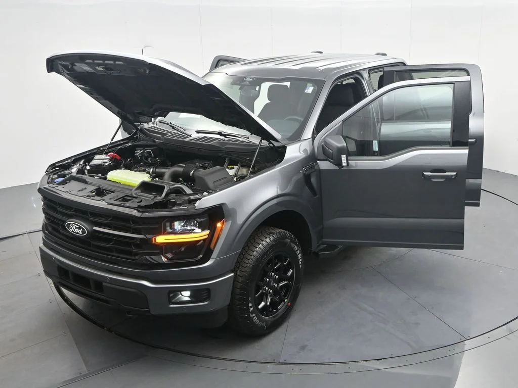 New 2026 Carbonized Gray Metallic Ford XLT image 44
