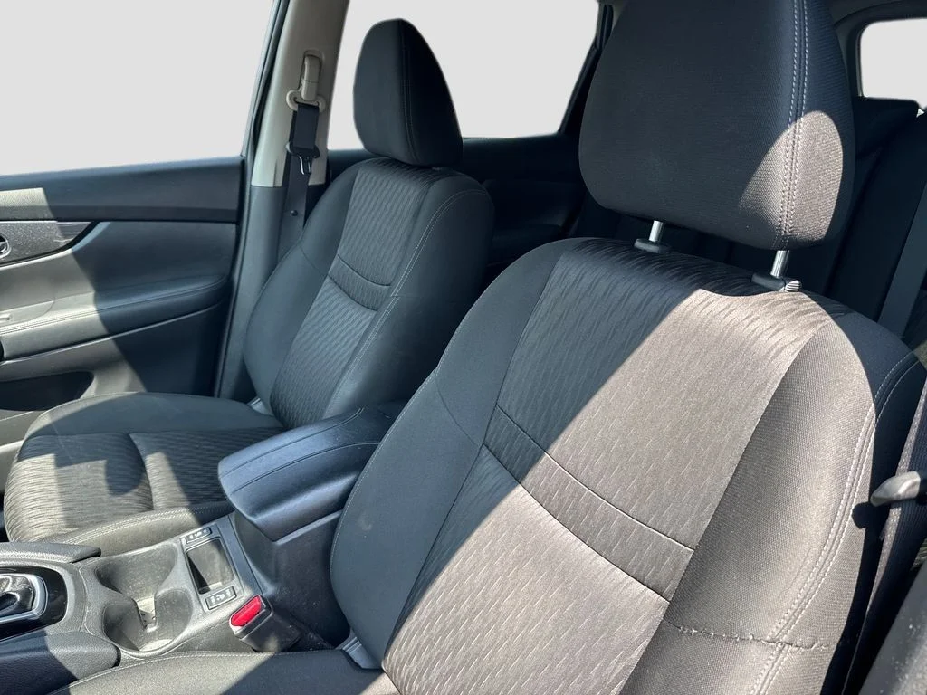 Used 2019 Gun Metallic Nissan SV image 9