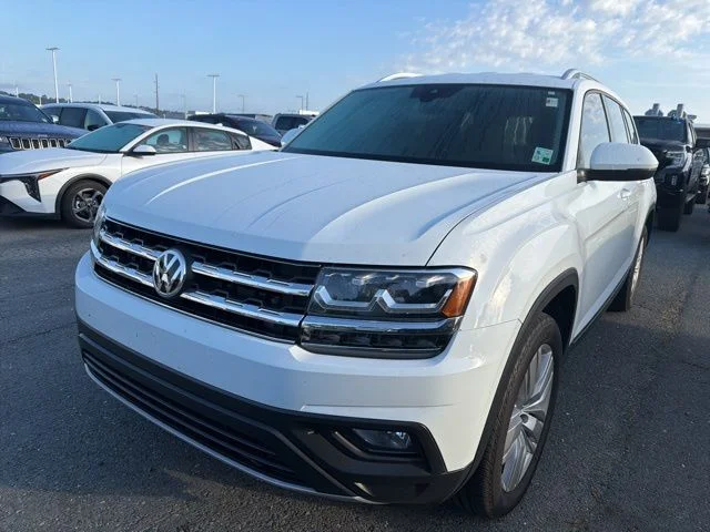 Used 2019 Volkswagen Atlas SE w/Tech with VIN 1V2WP2CA7KC585827 for sale in Shreveport, LA
