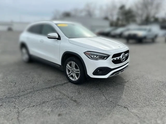 Used 2022 White Mercedes-Benz GLA 250 image 11