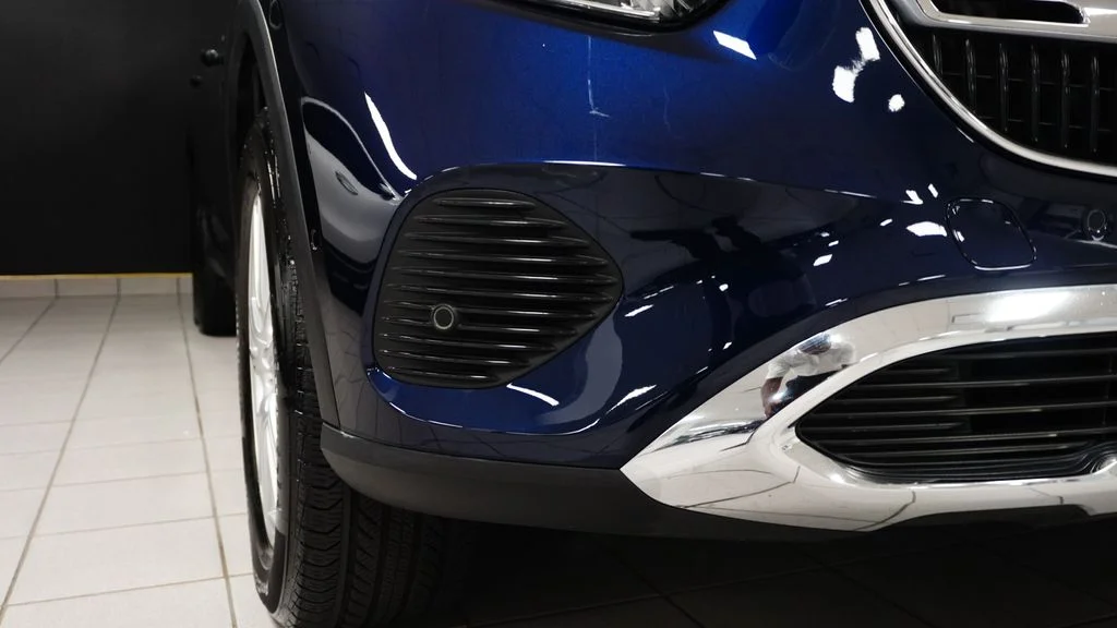 Certified Used 2023 Blue Mercedes-Benz GLC 300 image 9