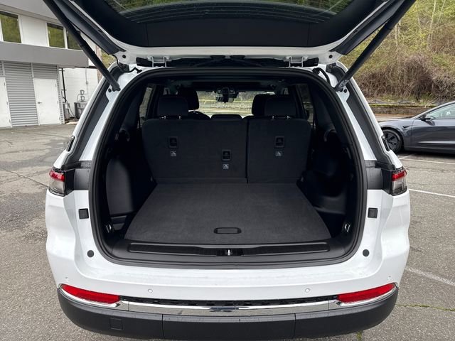 New 2026 Bright White Clear-Coat Exterior Paint Jeep Laredo image 12